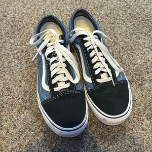 navy blue men’s vans size 8.5